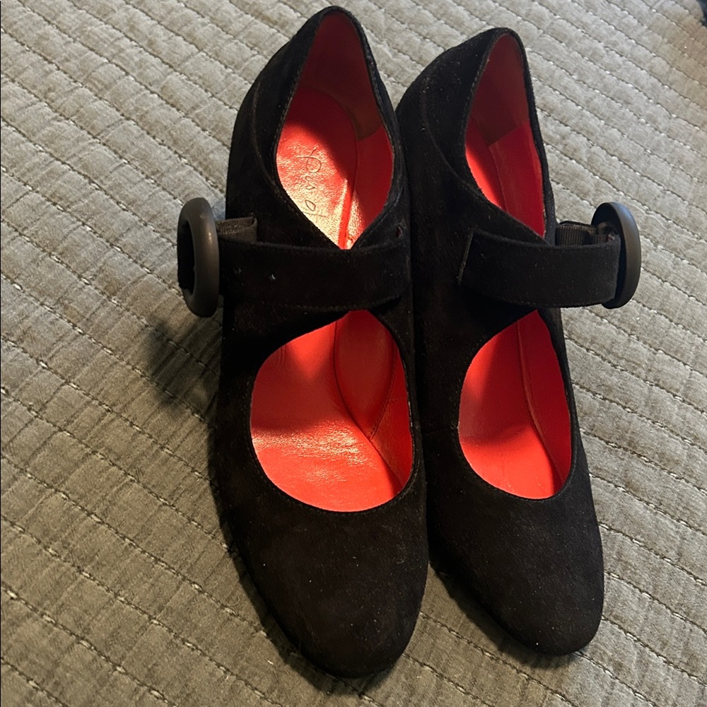NWOT Pas De Rouge Shoes